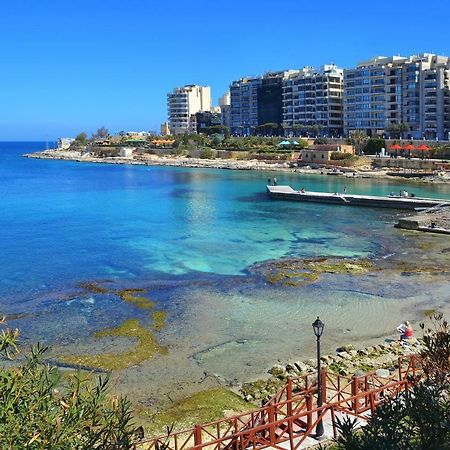 Splendid Apartment, Steps Away From The Sea Sliema Kültér fotó